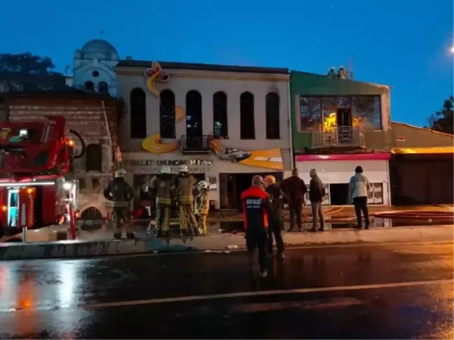 BALAT'TA BULUNAN OYUNCAK MÜZESİ ALEV ALEV YANDI