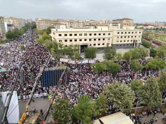 Diyarbakır'da Filistin'e Destek Mitingi Düzenlendi