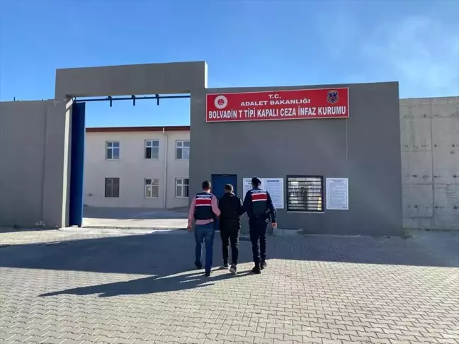 Afyonkarahisar'da Aranan 2 Kişi Yakalandı
