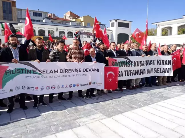 Bozüyük Sivil Toplum Harekatı Platformu İsrail'in Filistin'e yönelik saldırılarını protesto etti