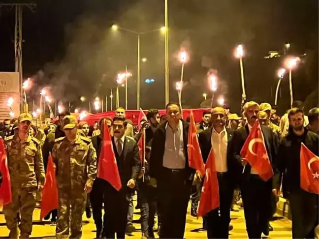 Hakkari Derecik'te Cumhuriyet Bayramı kutlamaları