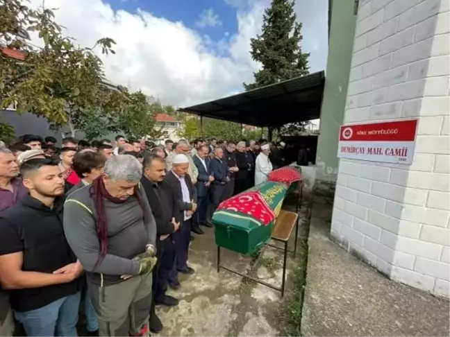 Aydın'da 3 kişinin öldüğü selde kayıp çiftçiyi arama çalışmalarında 2'nci gün (2)