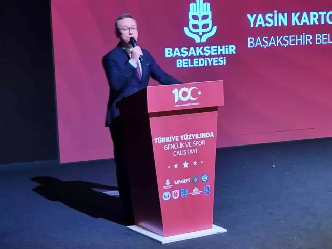 Türkiye Yüzyılı'nda Gençlik ve Spor Çalıştayı Başakşehir'de Gerçekleştirildi