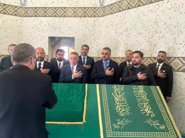 MHP Ankara İl Başkanı Hüseyin Gazi Cemevi'ni ziyaret etti