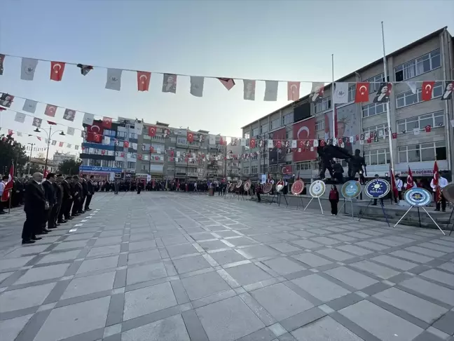Atatürk'ün ölüm yıl dönümü Antalya, Muğla, Isparta ve Burdur'da törenlerle anıldı