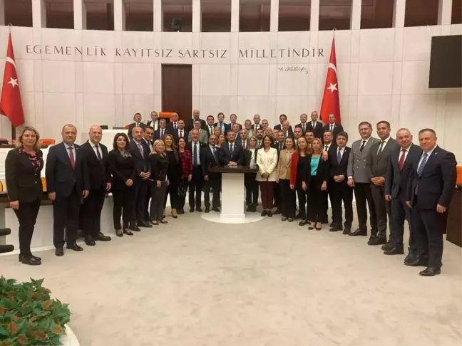 CHP'nin Adalet Nöbeti başladı