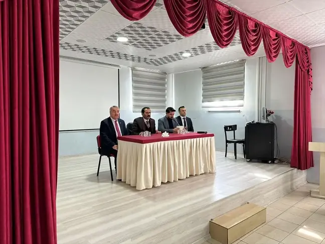Gölyaka Kaymakamlığı muhtarlarla istişare toplantısı düzenledi