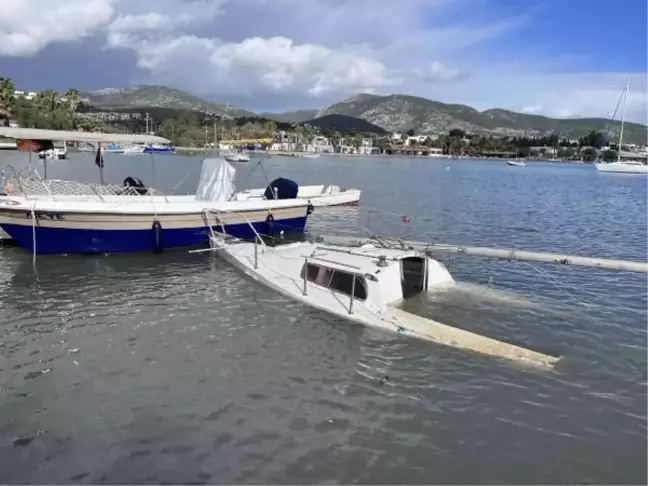 Bodrum'da Kuvvetli Fırtına: Tekneler Battı, İşletmeler Zarar Gördü