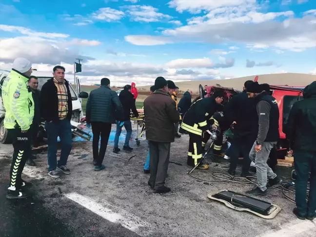 Konya'da trafik kazasında bir kişi öldü, bir kişi ağır yaralandı