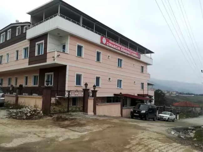 Yalova'da KYK Kız Öğrenci Yurdu'nda Gıda Zehirlenmesi Şüphesi