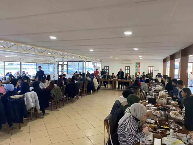 Bilecik Şeyh Edebali Üniversitesi öğrencileri Osmaneli Belediye Başkanı ile buluştu