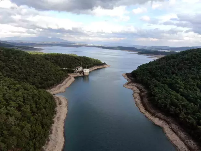 İzmir'deki Tahtalı Barajı'nda Su Seviyesi Düşüş Yaşandı