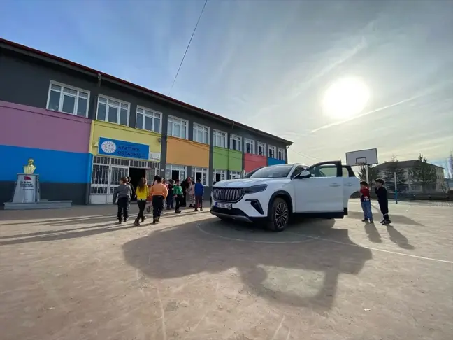 Tokat'ta Öğrenciler Togg ile Buluştu