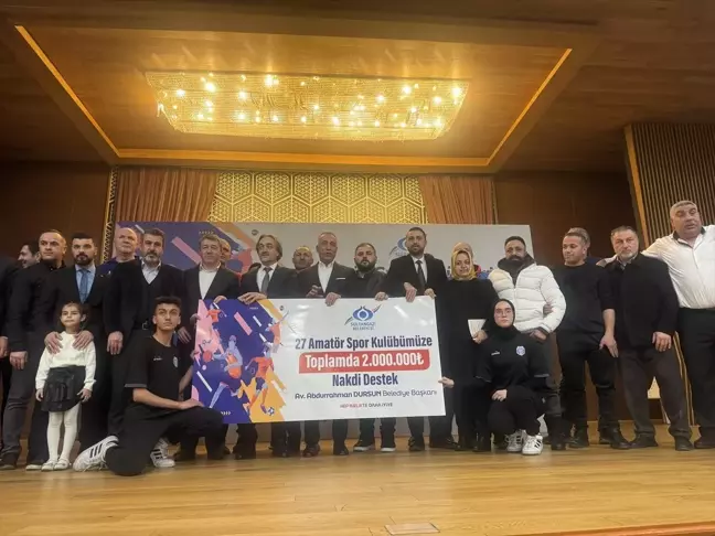 Sultangazi Belediyesi Spor Kulüplerine 2 Milyon TL Nakdi Yardım Yaptı