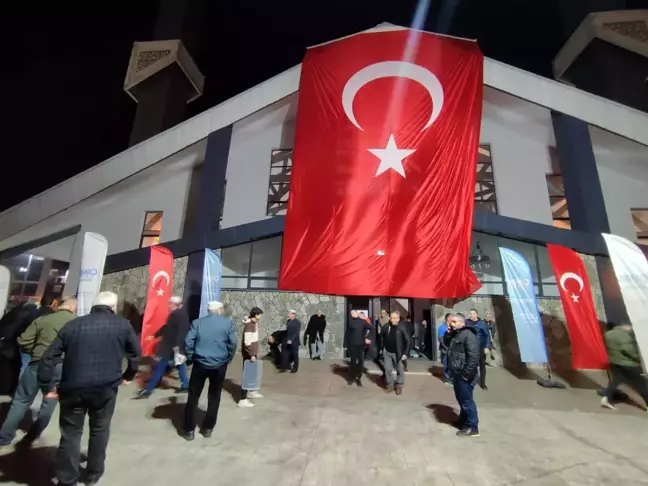 Canik Belediyesi, Pençe-Kilit Harekat Bölgesi'nde şehit olan askerler için mevlit programı düzenledi
