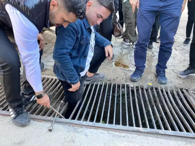 Osmaniye'de bacağı mazgala sıkışan genç itfaiye ekipleri tarafından kurtarıldı