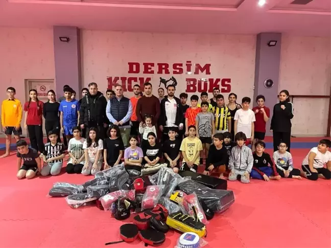 Dersim Kick Boks Spor Kulübüne Yurt Dışından Malzeme Desteği
