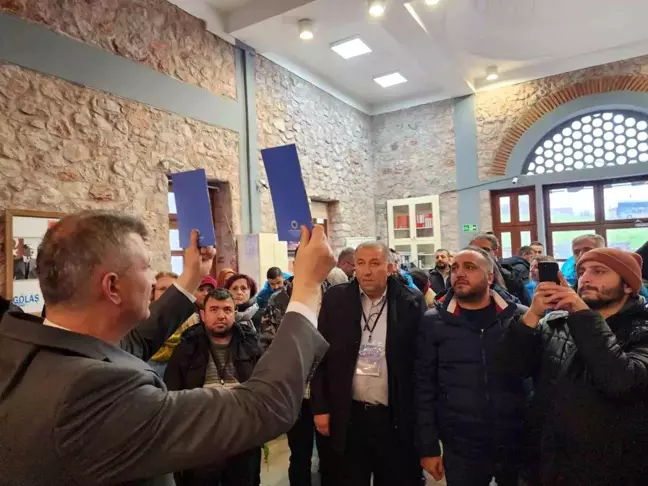 Gölcük Belediye Başkanı Ali Yıldırım Sezer, 110 turizm acentesine Yazlık Ilıca tesislerini tanıttı