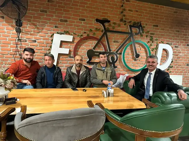 AK Parti Çukurca İlçe Başkanı Gazetecilerle Buluştu
