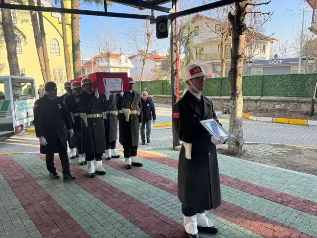 Kıbrıs Gazisi Ahmet Altun'un cenazesi Isparta'da defnedildi