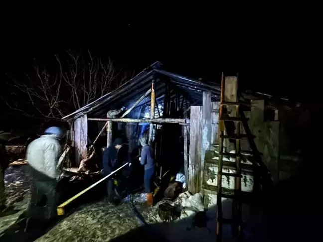 Mudurnu'da Odunlukta Çıkan Yangın Söndürüldü