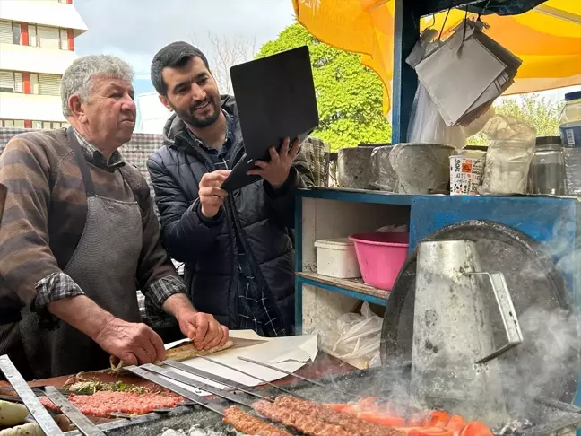 Adana'da kebap ustaları, Yılın Kareleri oylamasına katıldı
