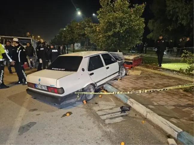 Adana'da otomobil ile elektrikli bisiklet çarpışması: 1 ölü, 3 yaralı