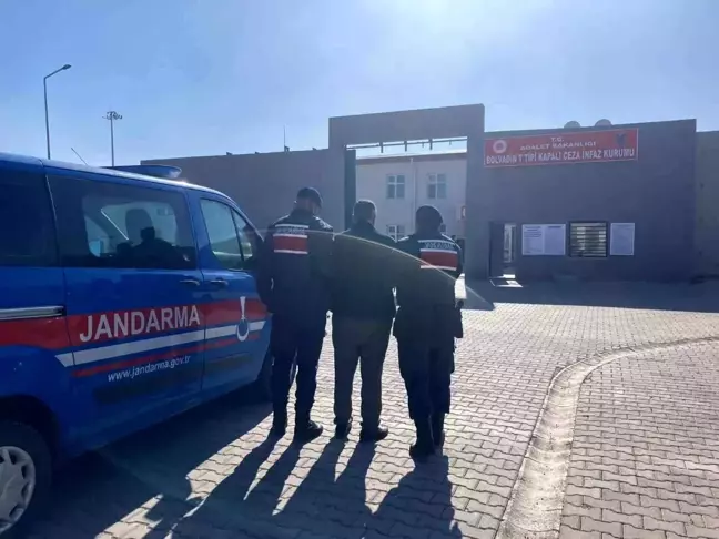 Emirdağ'da aranan şahıs jandarma tarafından yakalandı