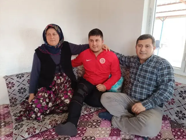 Pençe-Kilit Harekatı'nda yaralanan gazi Ankara'dan memleketine döndü