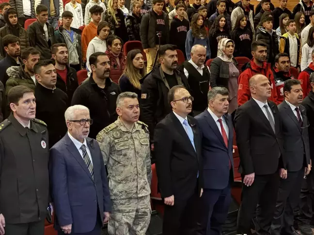 Siirt'te Kahramanmaraş depremi kurbanları anıldı