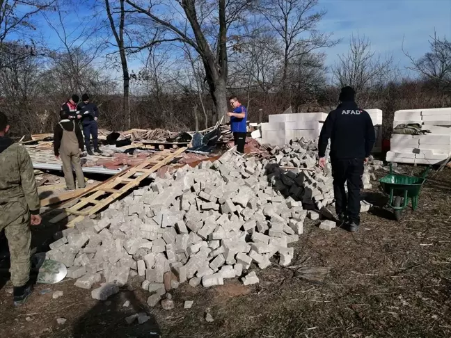 Kütahya'da Bağ Evi İnşaatının Çökmesi Sonucu Bir Kişi Hayatını Kaybetti