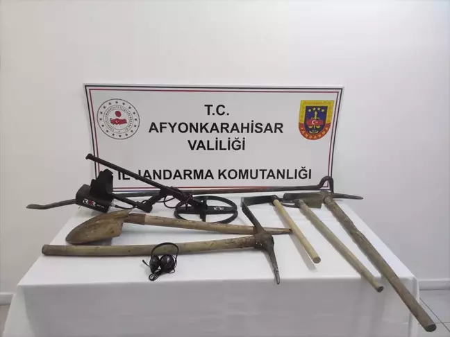 Afyonkarahisar'da Kaçak Kazı Yapan 5 Şüpheli Gözaltına Alındı
