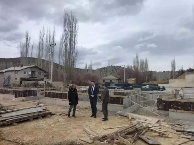 Bozkır'da Göksu Taşeli Havzası Kalkınma Projesi kapsamında hayvan pazarı inşaatı devam ediyor