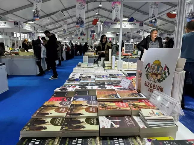 Üsküdar Kitap Fuarı Kitapseverleri Buluşturdu
