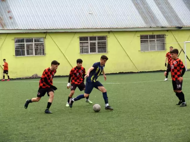 Kayseri Osman Altun Süper U18 Ligi'nde Kayseri Yolspor ile Hacılar Erciyesspor Berabere Kaldı