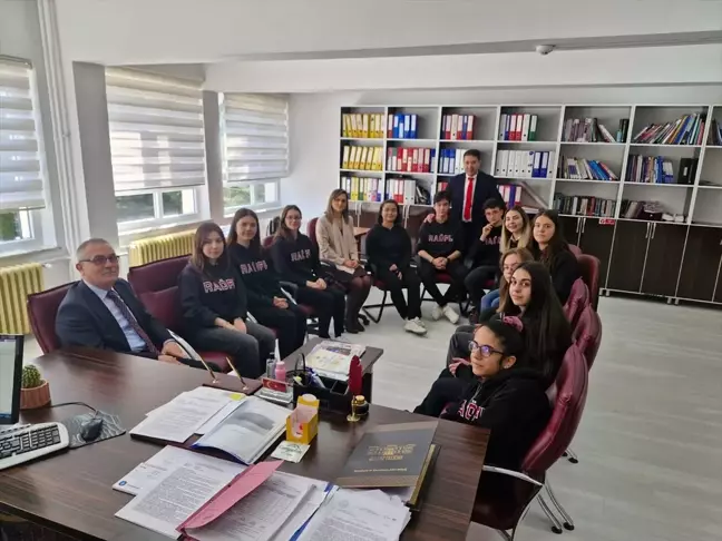 Refik Arslan Öztürk Fen Lisesi 55. Lise Öğrencileri Araştırma Projeleri Yarışması'nda bölge finallerine kaldı