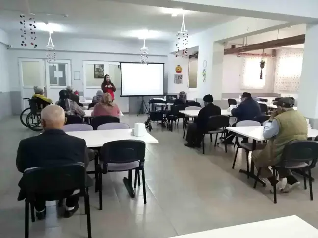 Nazilli Sosyal Hizmet Merkezi'nden Haluk Alıcık Huzurevi'ne iletişim becerileri eğitimi
