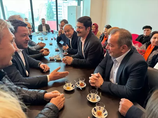 AK Parti Bolu Belediye Başkanı Adayı Muhammed Emin Demirkol, Kadınlar Günü etkinliklerine katıldı