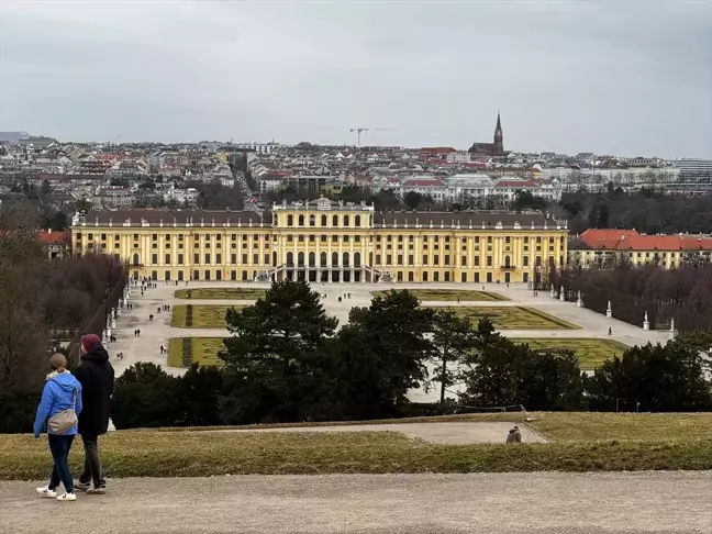 Avrupa'nın Tarihi Schönbrunn Sarayı