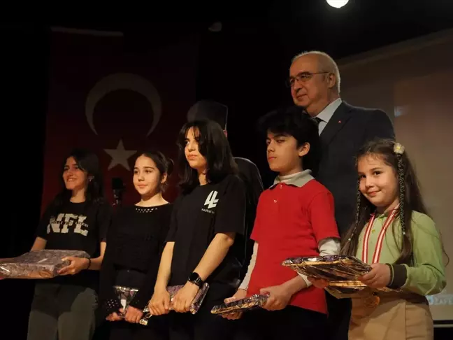 Aydın'ın Nazilli ilçesinde Çanakkale Deniz Zaferi töreni düzenlendi