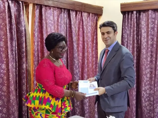 TİKA Orta Afrika Cumhuriyeti'nde yetimhaneye ve yardıma muhtaç ailelere gıda desteği sağladı