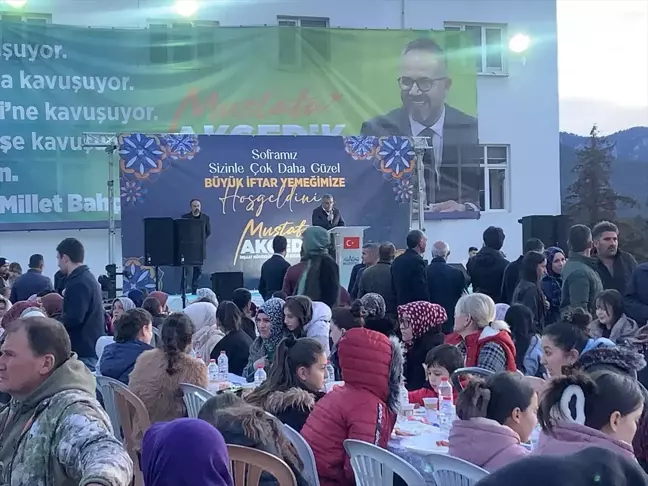Aladağ Belediyesi İftar Programı Düzenledi