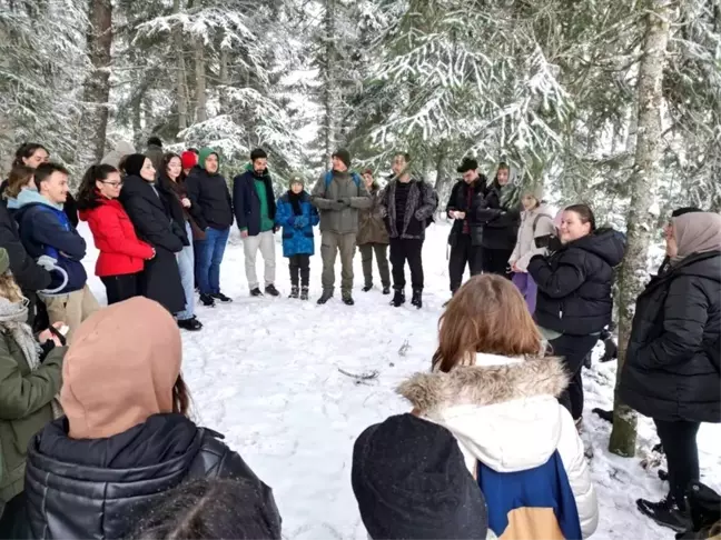 Kastamonu Üniversitesi'nde Yabani Hayvanlarda İlk Yardım ve Rehabilitasyon Çalıştayı Gerçekleştirildi