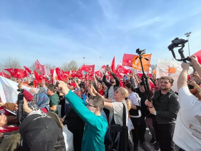 AK Parti Düzce İl Başkanlığı Yürüyüş Gerçekleştirdi