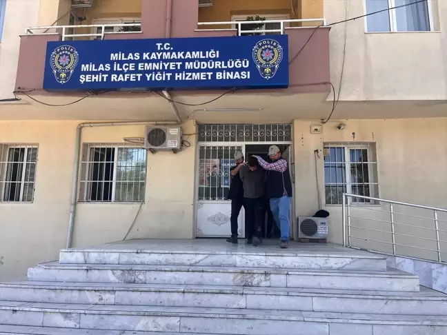 Muğla'da Polise Mukavemet Eden ve Sosyal Medyada Aşağılayıcı Paylaşım Yapan 2 Kişi Gözaltına Alındı