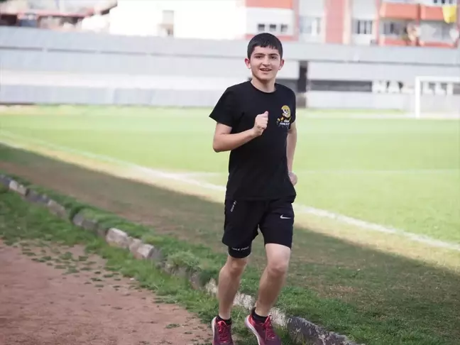 Otizmli Genç Atlet Yusuf Yavaş Milli Takım Forması İçin Çalışıyor