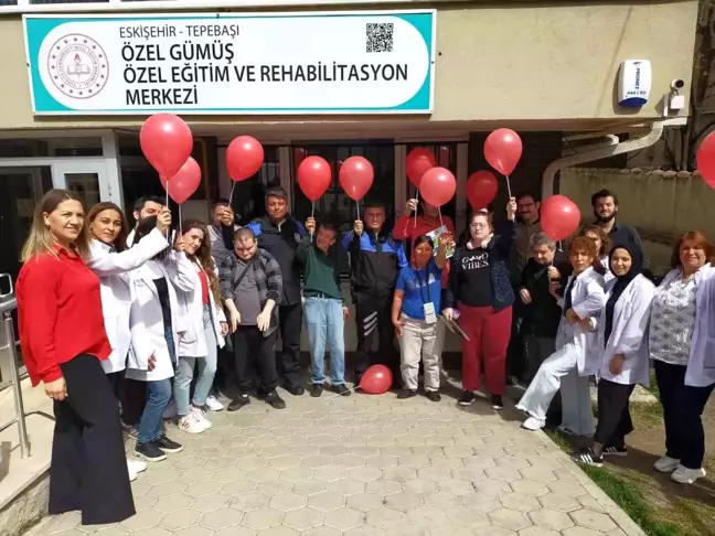 Eskişehir Emniyet Müdürlüğü, Otizm Farkındalık Günü'nde özel çocuklara etkinlikler düzenledi