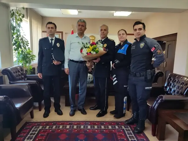 Akhisar İlçe Emniyet Müdürü ve Polisler Kaymakamı Ziyaret Etti