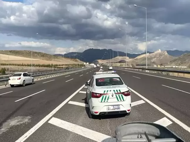 Niğde Valiliği Bayram Tatiline Çıkan Sürücüleri Uyardı