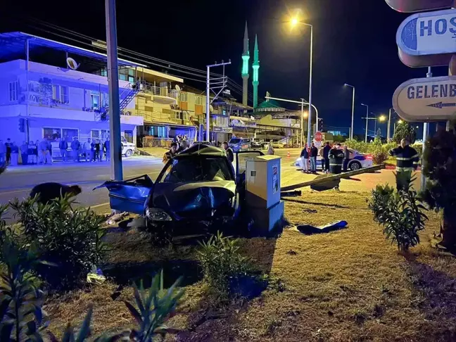 Aydın'ın Buharkent ilçesinde otomobil kazası: 2'si çocuk 4 kişi yaralandı
